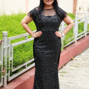 Dr. Shwetha-Black Gown (1)